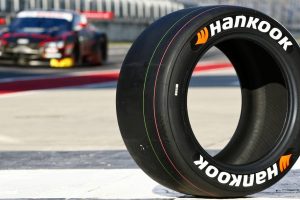 sign agreement for retreading in the Hankook